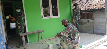 Rumah Aladin TMMD 110 Bojonegoro Dicat Hijau